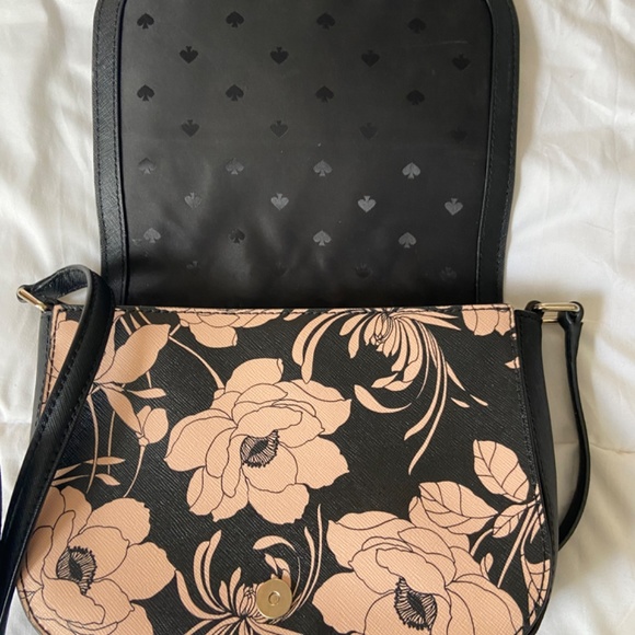 Kate Spade Black Crossbody Purse & Passport Wallet - Picture 3 of 10